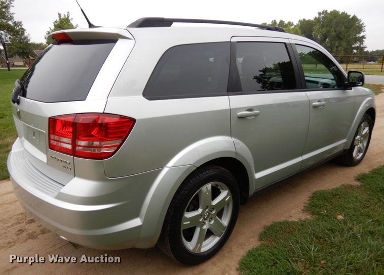 image for item DH6655 2010 Dodge Journey  SUV