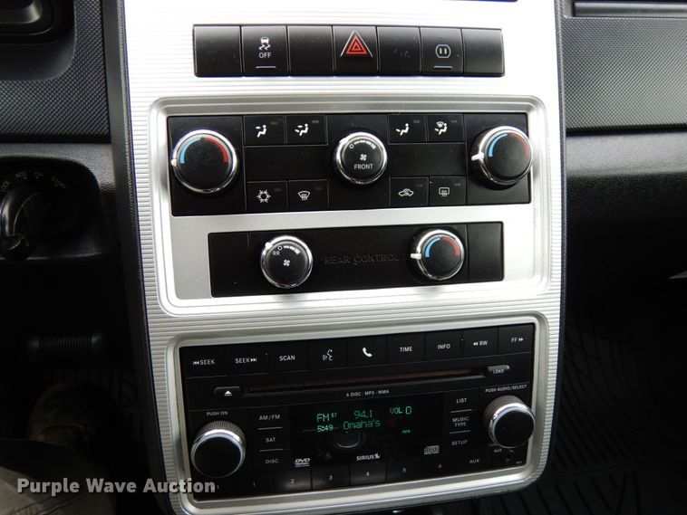 image for item DH6655 2010 Dodge Journey  SUV