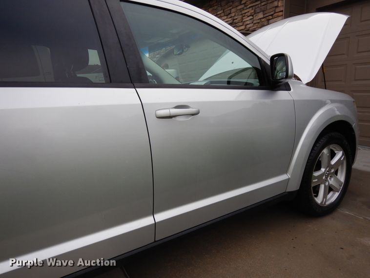 image for item DH6655 2010 Dodge Journey  SUV