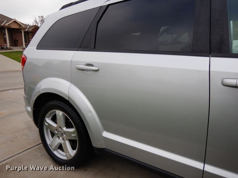image for item DH6655 2010 Dodge Journey  SUV