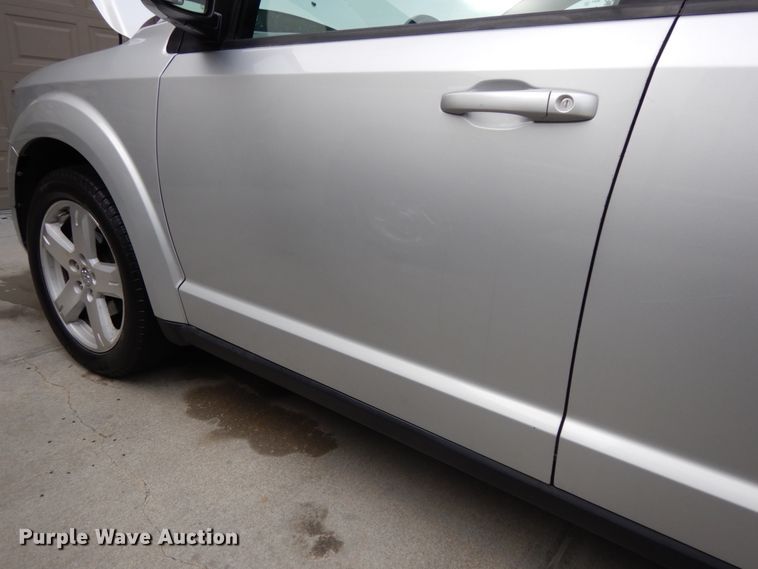 image for item DH6655 2010 Dodge Journey  SUV