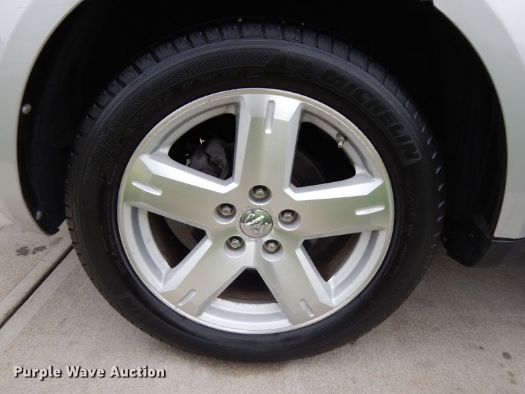 image for item DH6655 2010 Dodge Journey  SUV