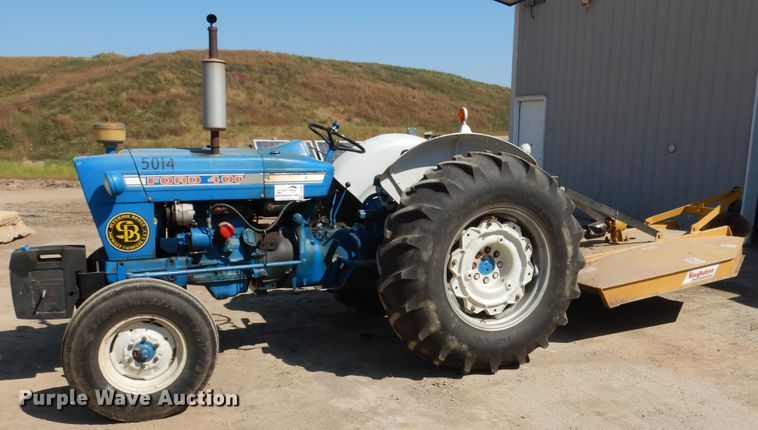 image for item DH7012 Ford 4000  tractor