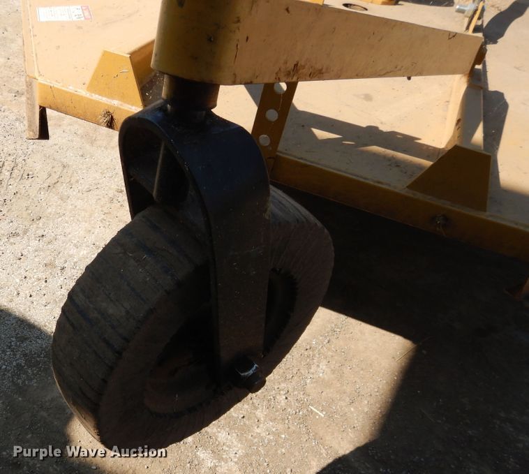 image for item DH7012 Ford 4000  tractor