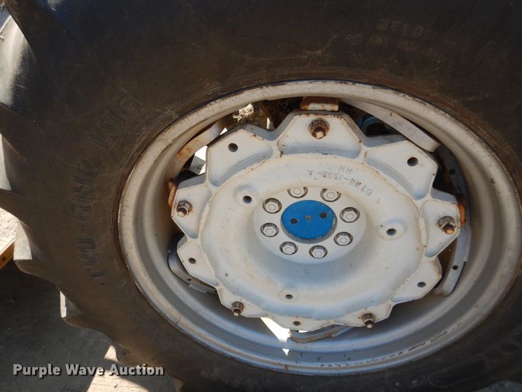 image for item DH7012 Ford 4000  tractor