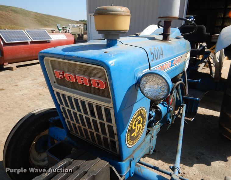 image for item DH7012 Ford 4000  tractor