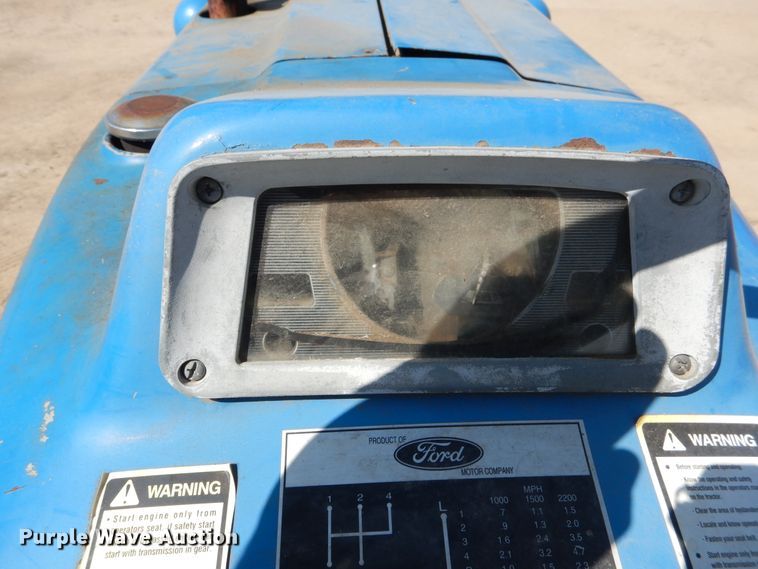 image for item DH7012 Ford 4000  tractor
