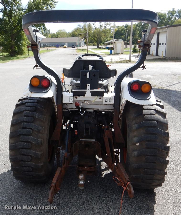 image for item DH7014 Bobcat CT230  tractor