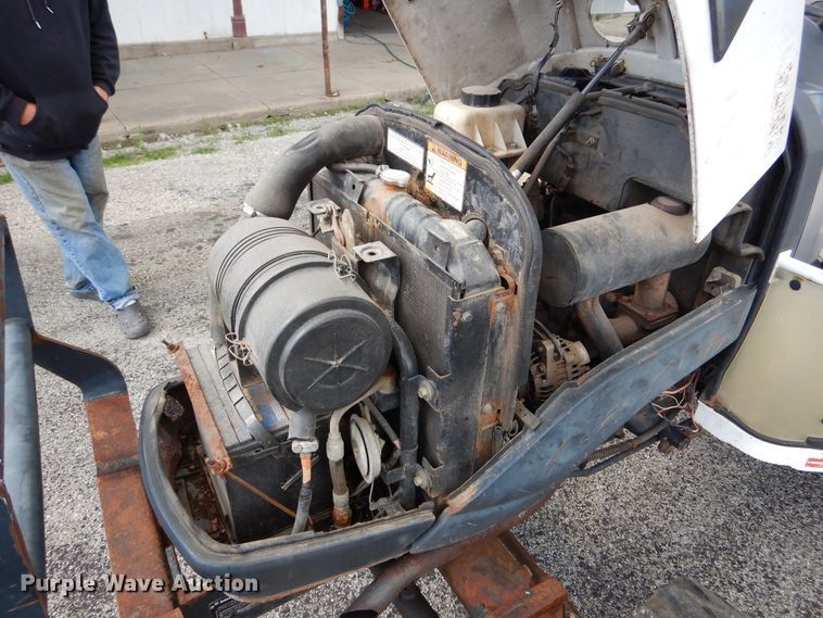 image for item DH7014 Bobcat CT230  tractor