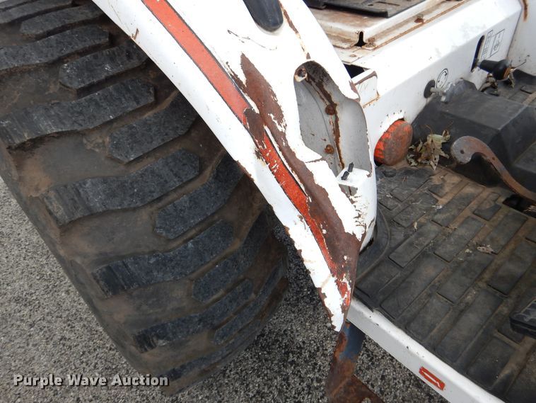 image for item DH7014 Bobcat CT230  tractor