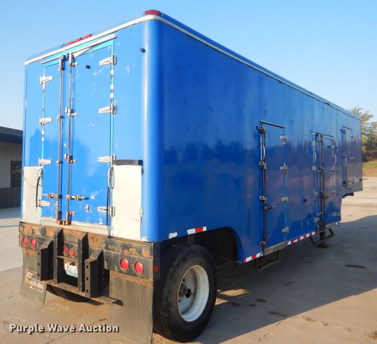 image for item DI0471 2005 Clark refrigerated van trailer