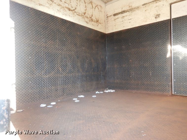 image for item DI0471 2005 Clark refrigerated van trailer