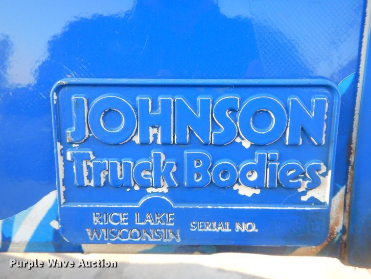 image for item DI0471 2005 Clark refrigerated van trailer