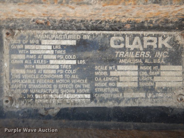 image for item DI0471 2005 Clark refrigerated van trailer