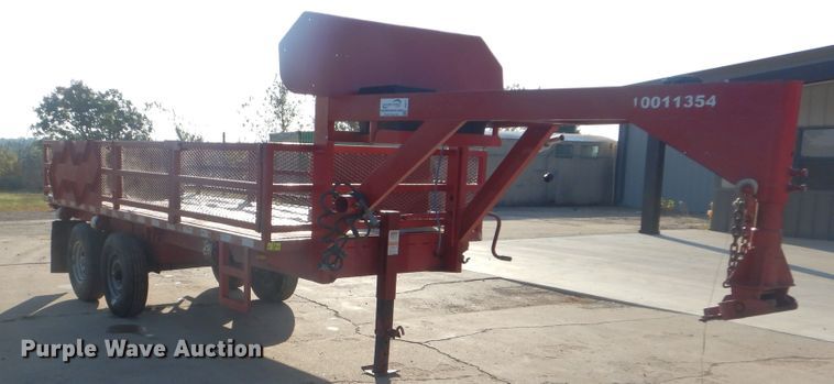 image for item DI0472 1970 Homette Homes MX utility trailer