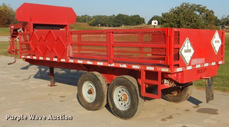 image for item DI0472 1970 Homette Homes MX utility trailer