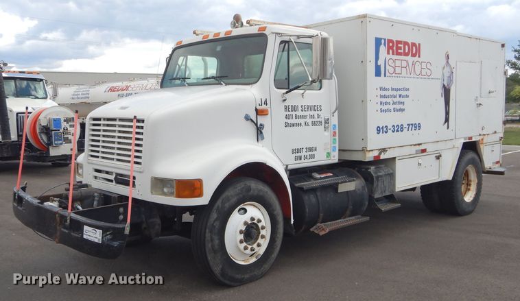 image for item DI8307 1998 International 8100  sewer jetter truck
