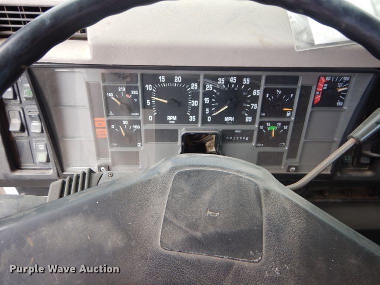 image for item DI8307 1998 International 8100  sewer jetter truck