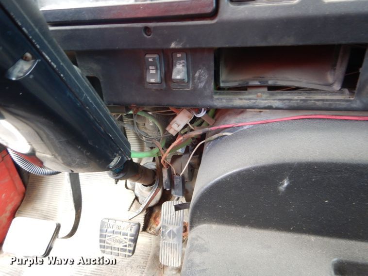 image for item DI8307 1998 International 8100  sewer jetter truck