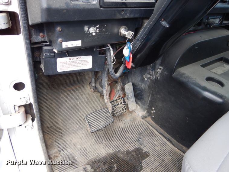 image for item DI8307 1998 International 8100  sewer jetter truck