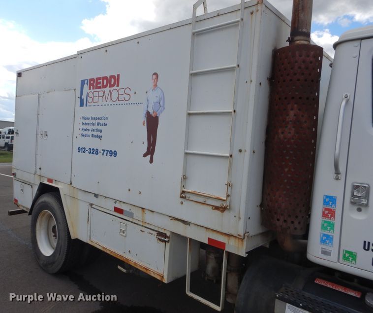 image for item DI8307 1998 International 8100  sewer jetter truck