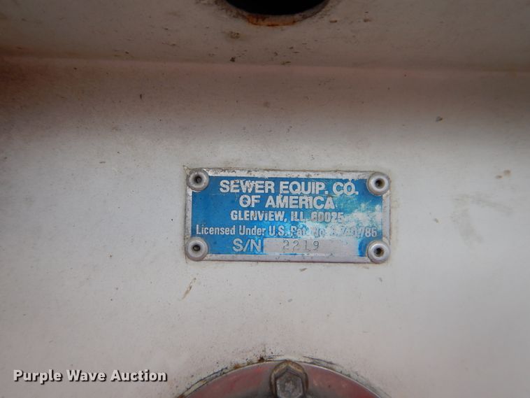 image for item DI8307 1998 International 8100  sewer jetter truck