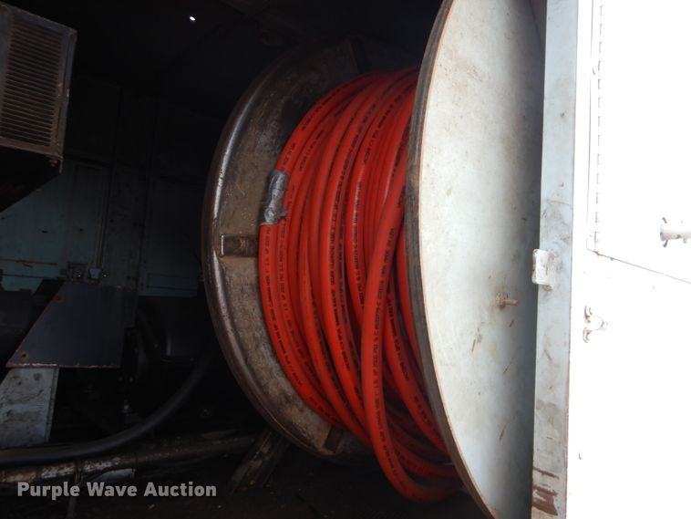 image for item DI8307 1998 International 8100  sewer jetter truck