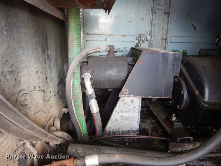 image for item DI8307 1998 International 8100  sewer jetter truck