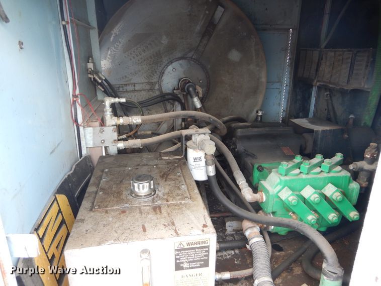 image for item DI8307 1998 International 8100  sewer jetter truck