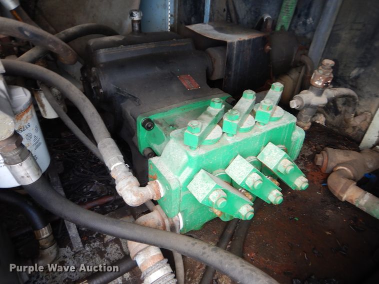 image for item DI8307 1998 International 8100  sewer jetter truck