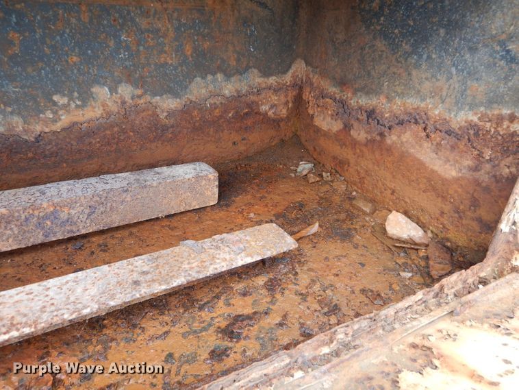 image for item DI8307 1998 International 8100  sewer jetter truck