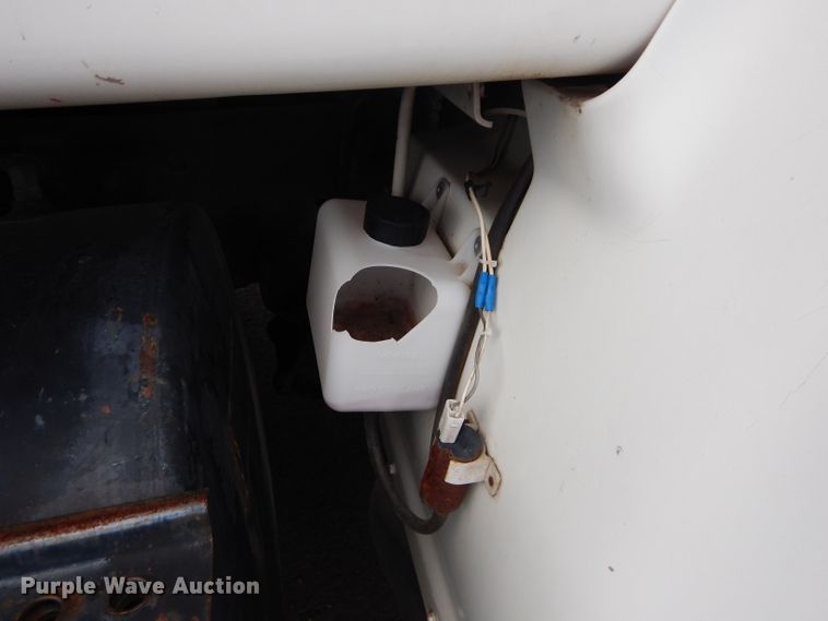 image for item DI8307 1998 International 8100  sewer jetter truck