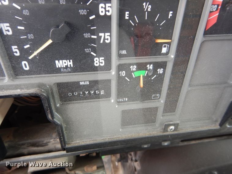 image for item DI8307 1998 International 8100  sewer jetter truck