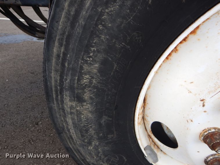 image for item DI8307 1998 International 8100  sewer jetter truck