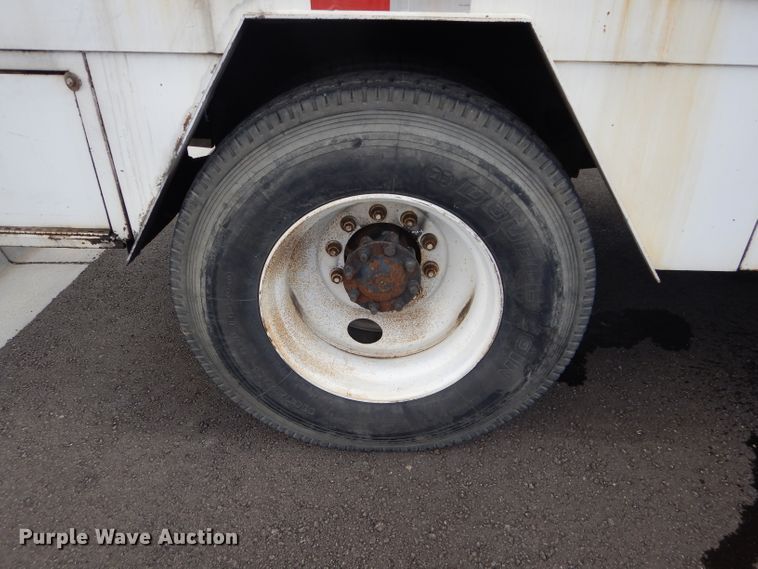 image for item DI8307 1998 International 8100  sewer jetter truck