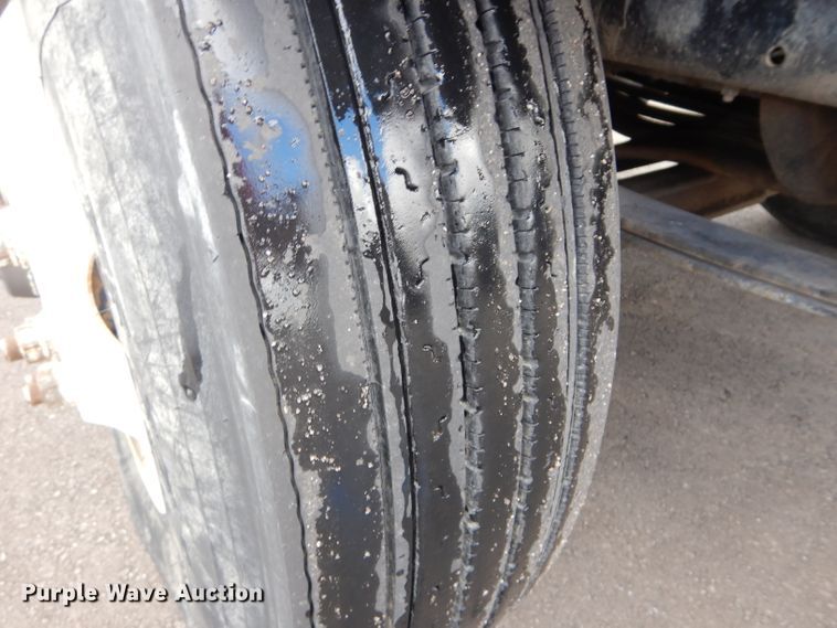 image for item DI8307 1998 International 8100  sewer jetter truck