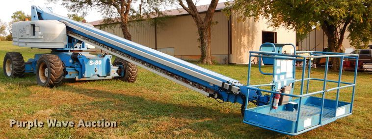 image for item DI8314 2005 Genie S80  boom lift