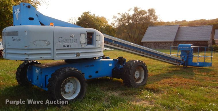 image for item DI8314 2005 Genie S80  boom lift