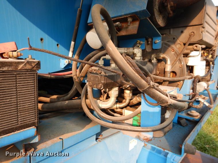 image for item DI8314 2005 Genie S80  boom lift