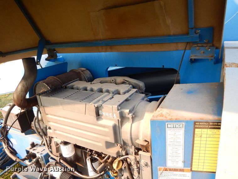 image for item DI8314 2005 Genie S80  boom lift