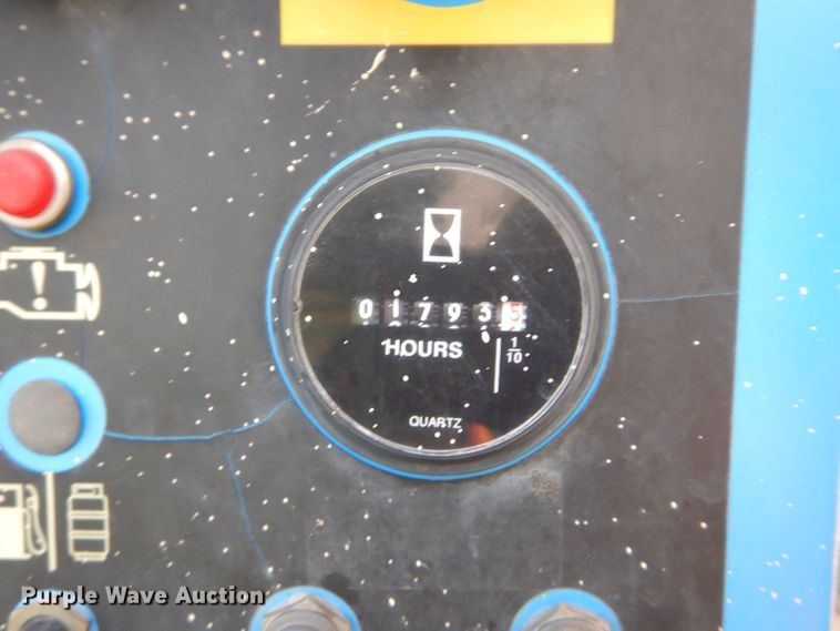 image for item DI8314 2005 Genie S80  boom lift