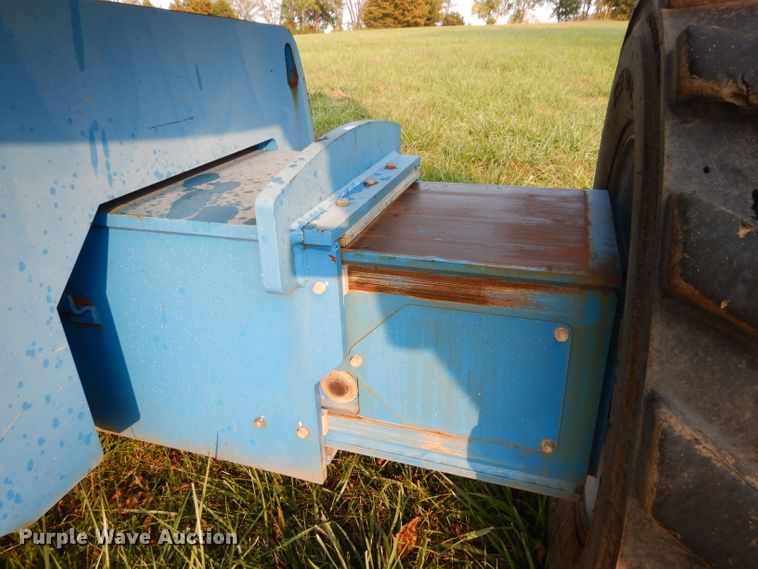 image for item DI8314 2005 Genie S80  boom lift