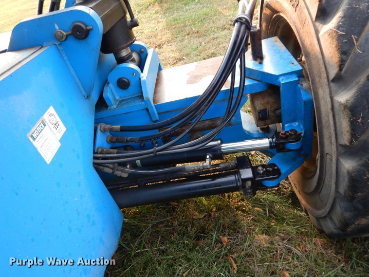 image for item DI8314 2005 Genie S80  boom lift