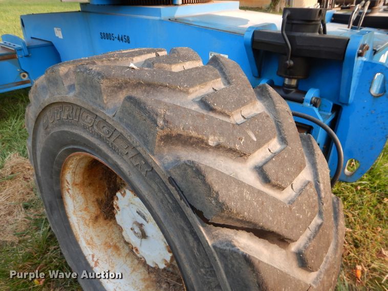 image for item DI8314 2005 Genie S80  boom lift