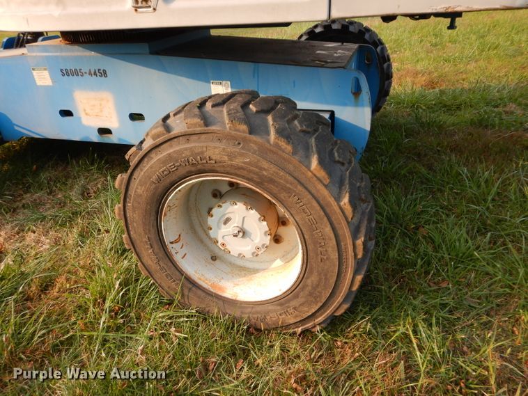 image for item DI8314 2005 Genie S80  boom lift