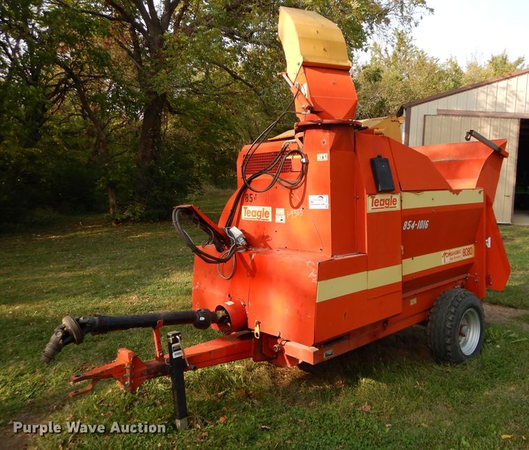 image for item DI8315 2006 Teagle 8080 bale processor