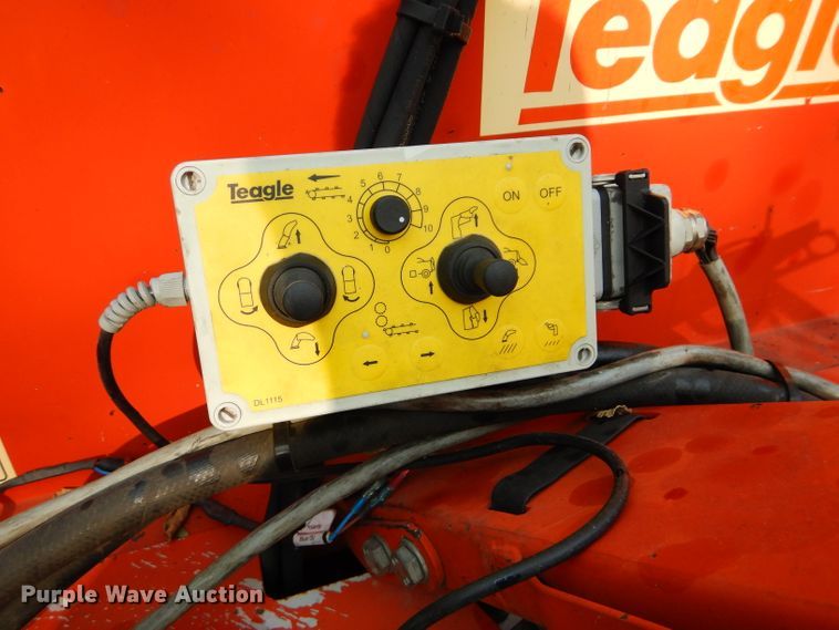 image for item DI8315 2006 Teagle 8080 bale processor