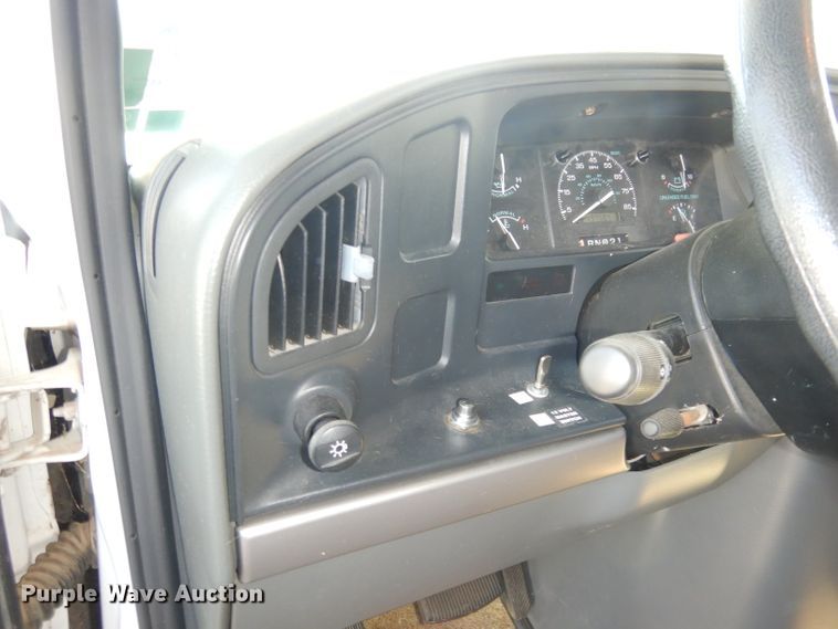 image for item DJ6820 1993 Ford Econoline E350  Jayco Eagle RV