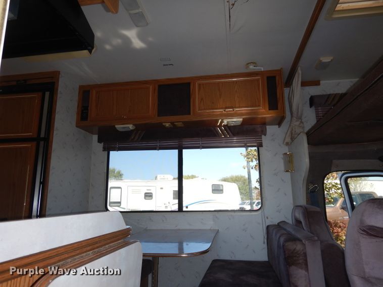 image for item DJ6820 1993 Ford Econoline E350  Jayco Eagle RV