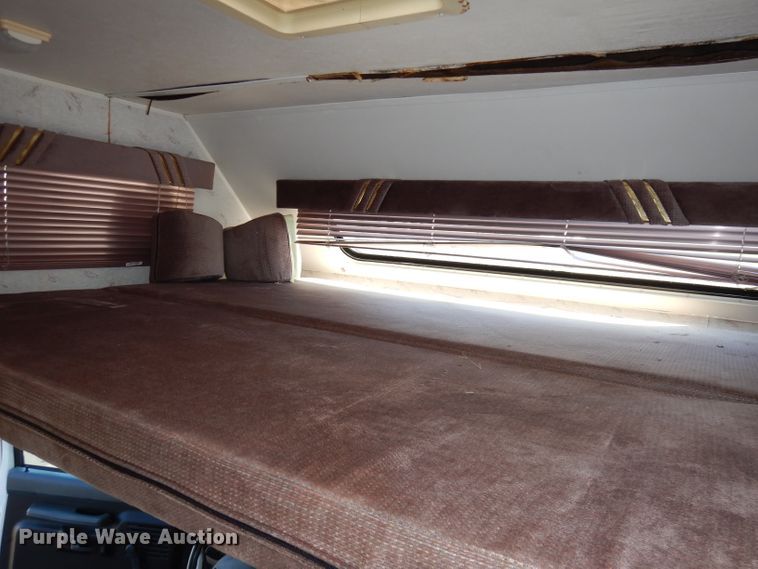 image for item DJ6820 1993 Ford Econoline E350  Jayco Eagle RV